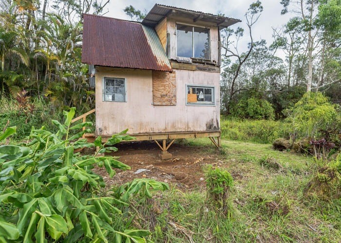 59 Kaiwiki Road Hilo, HI 96720 - Photo 4 of 22 a view of a house with a yard