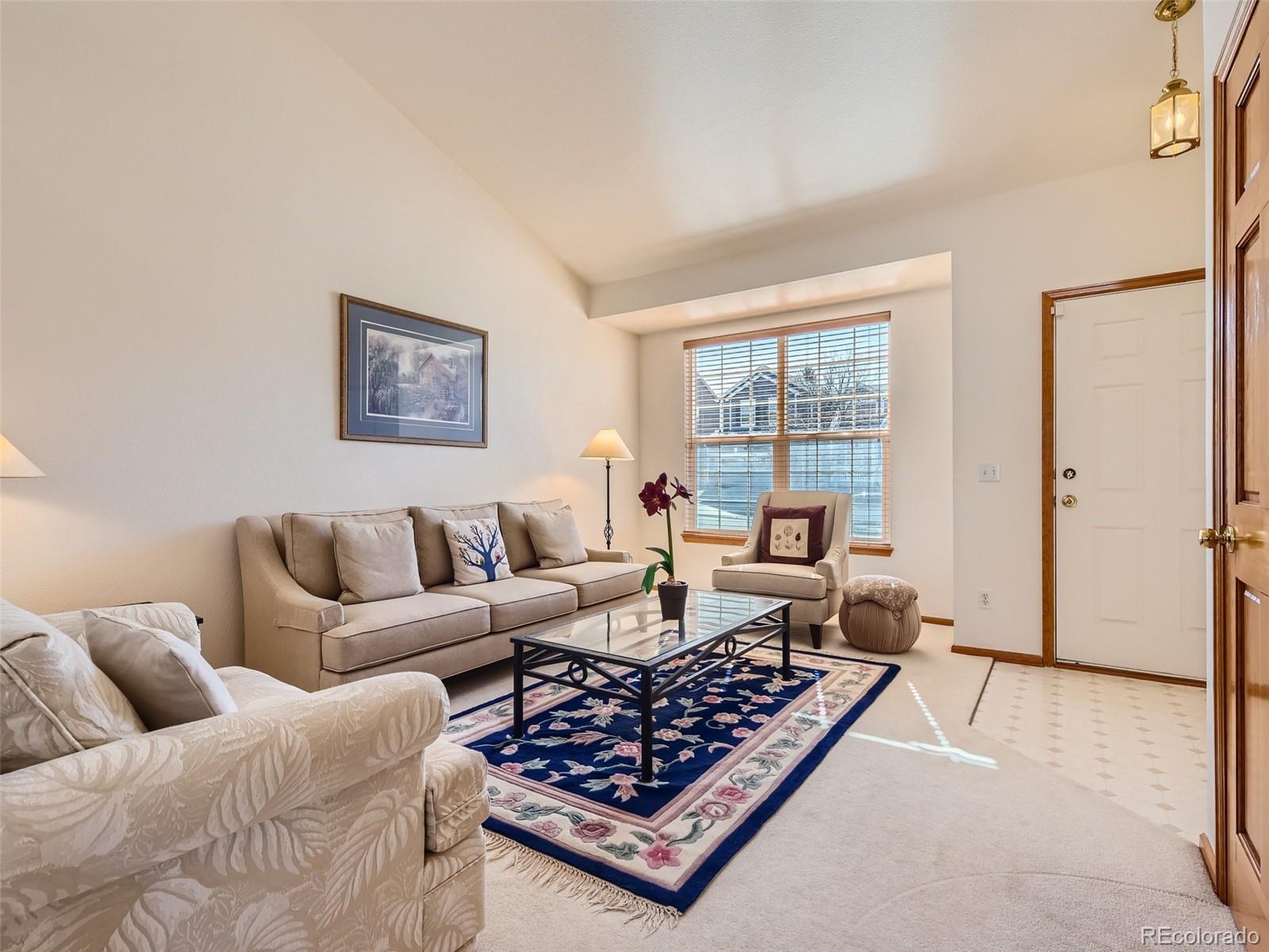 3819 Garnet Way Highlands Ranch, CO 80126 - Photo 5 of 27 Gallery Image 5