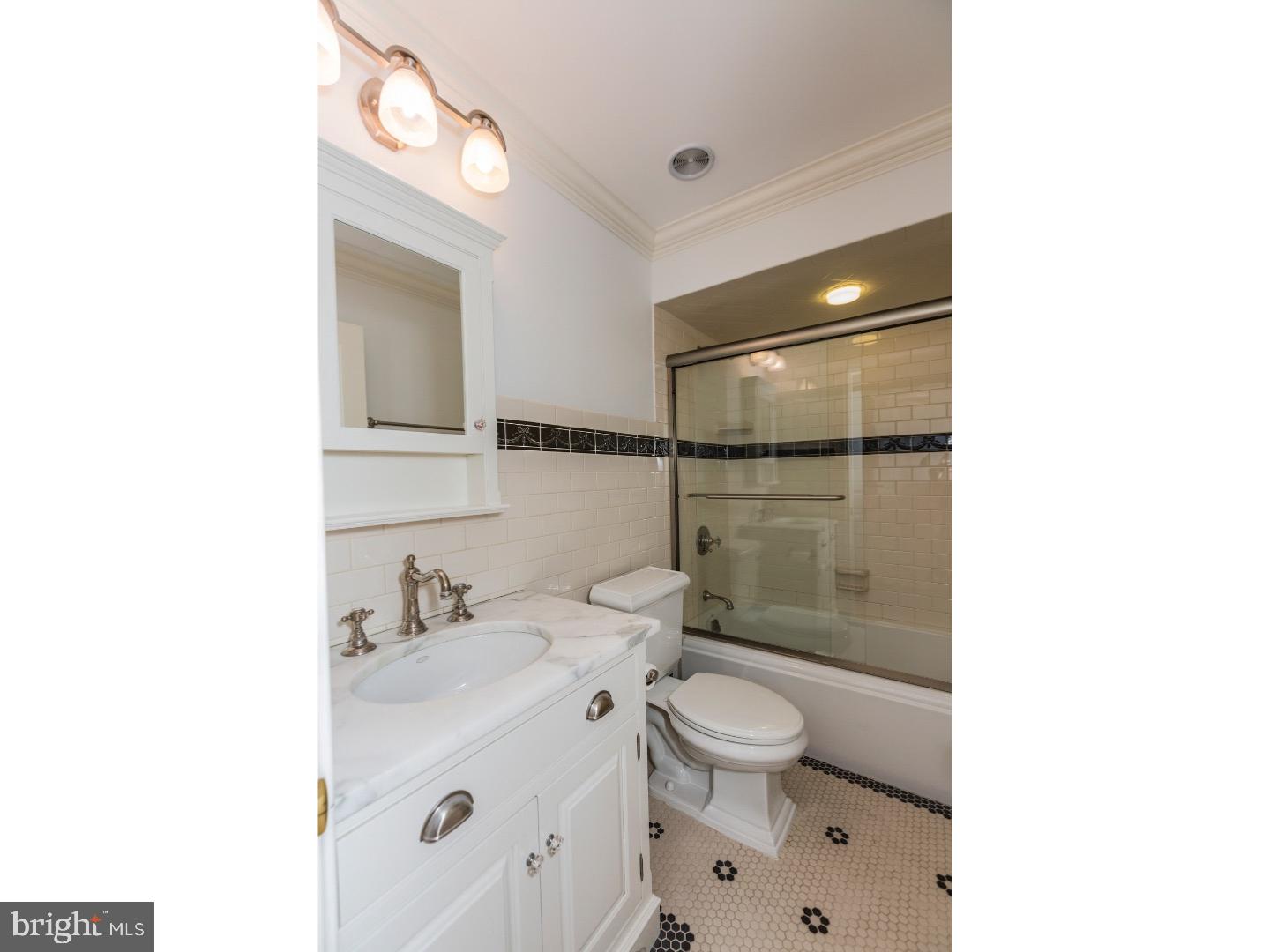 271 Edgerstoune Road Princeton, NJ 08540 - Photo 22 of 25 Bathroom