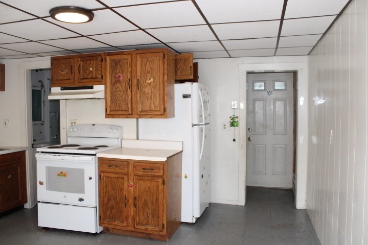 13 1/2 Cleveland Street Gloucester, MA 01930 - Photo 11 of 31