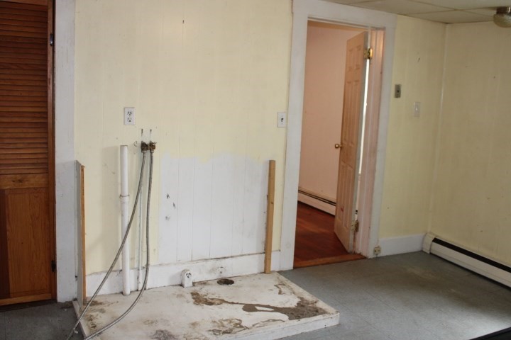 13 1/2 Cleveland Street Gloucester, MA 01930 - Photo 15 of 31