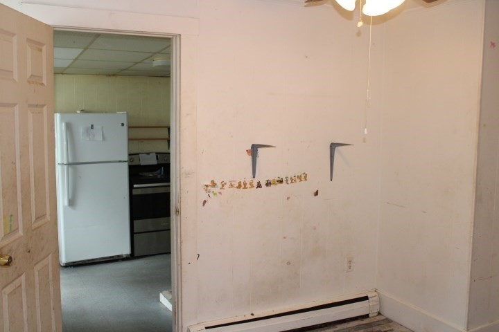 13 1/2 Cleveland Street Gloucester, MA 01930 - Photo 16 of 31