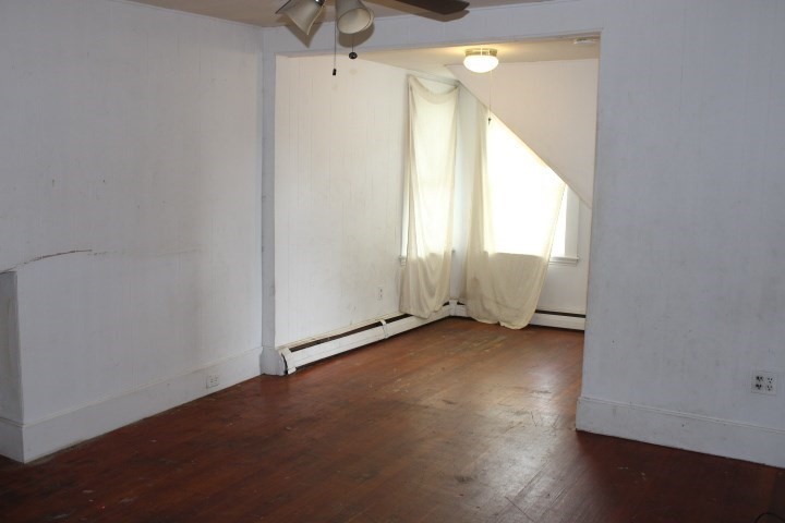 13 1/2 Cleveland Street Gloucester, MA 01930 - Photo 17 of 31