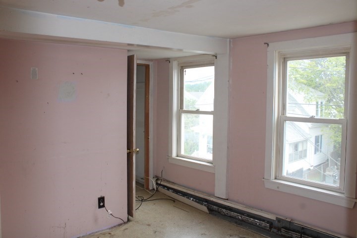 13 1/2 Cleveland Street Gloucester, MA 01930 - Photo 22 of 31