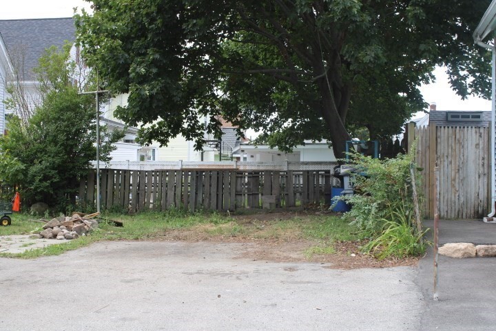 13 1/2 Cleveland Street Gloucester, MA 01930 - Photo 25 of 31