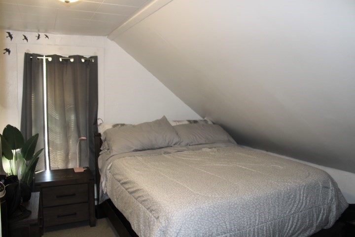 13 1/2 Cleveland Street Gloucester, MA 01930 - Photo 8 of 31