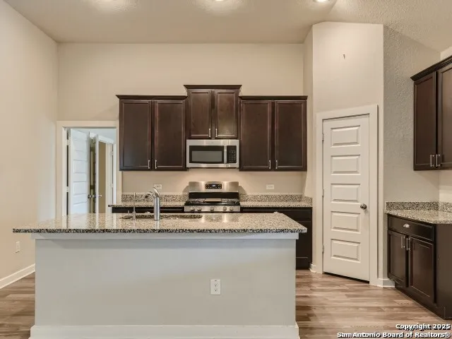 $2,400 | 11518 Biddle Heights, San Antonio, TX 78253