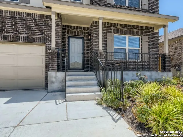 $2,400 | 11518 Biddle Heights, San Antonio, TX 78253