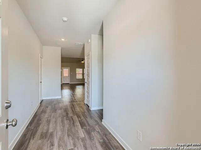 $2,400 | 11518 Biddle Heights, San Antonio, TX 78253