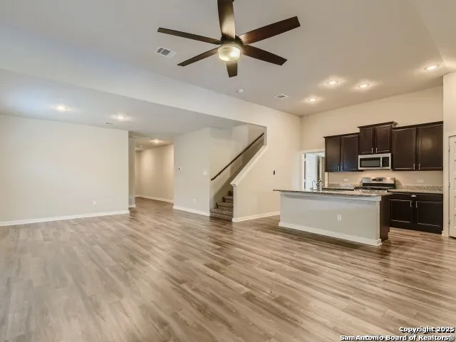 $2,400 | 11518 Biddle Heights, San Antonio, TX 78253