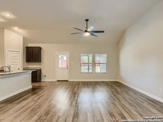 $2,400 | 11518 Biddle Heights, San Antonio, TX 78253