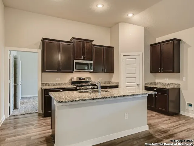 $2,400 | 11518 Biddle Heights, San Antonio, TX 78253