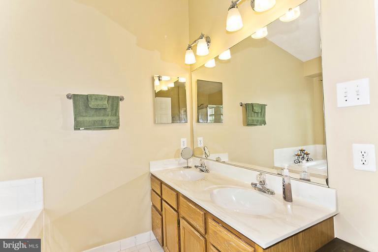 3324 Pouska Road Abingdon, MD 21009 - Photo 2 of 26 Bath (Master)