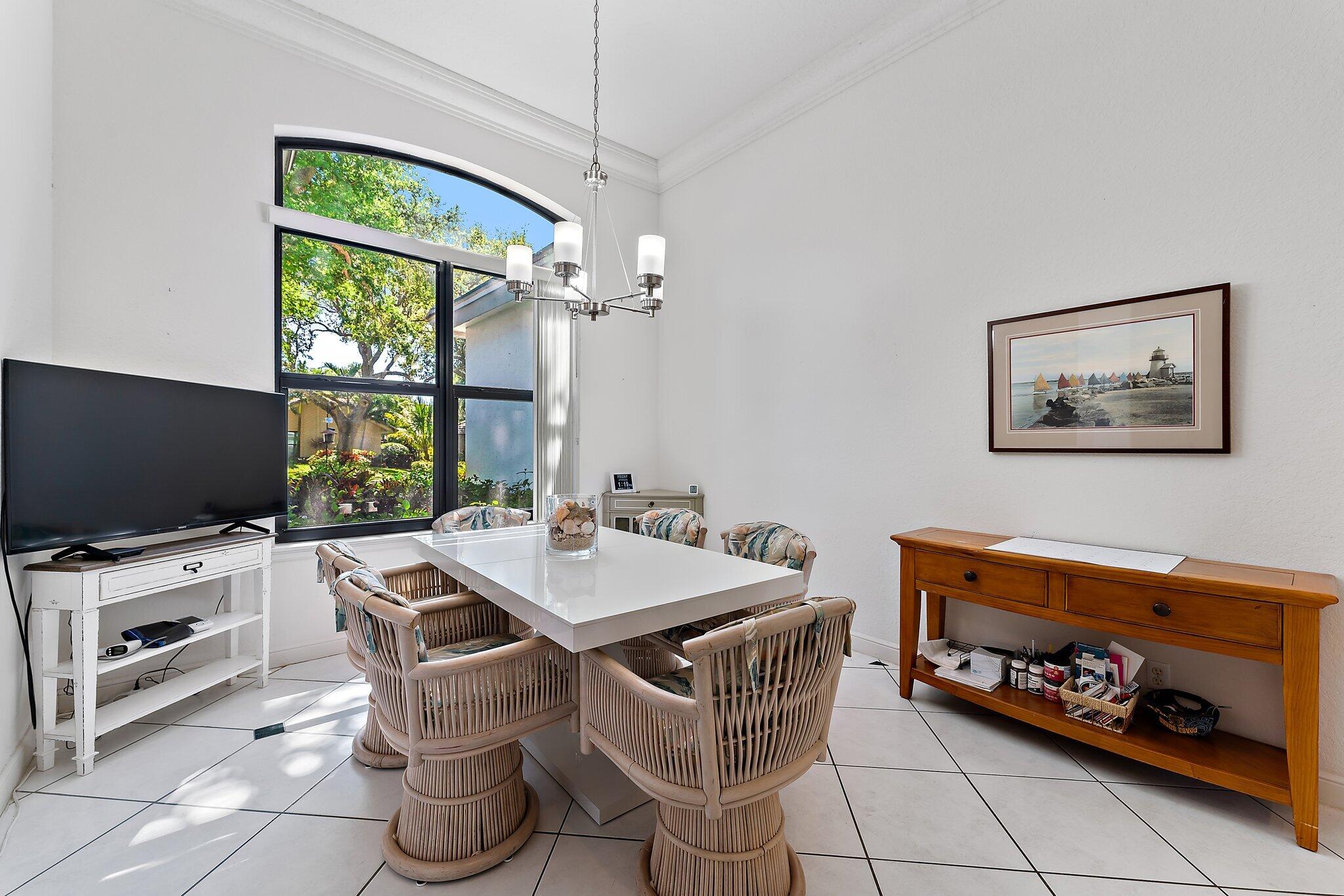 103 Timber Lane Jupiter, FL 33458 - Photo 12 of 40 Dining Room