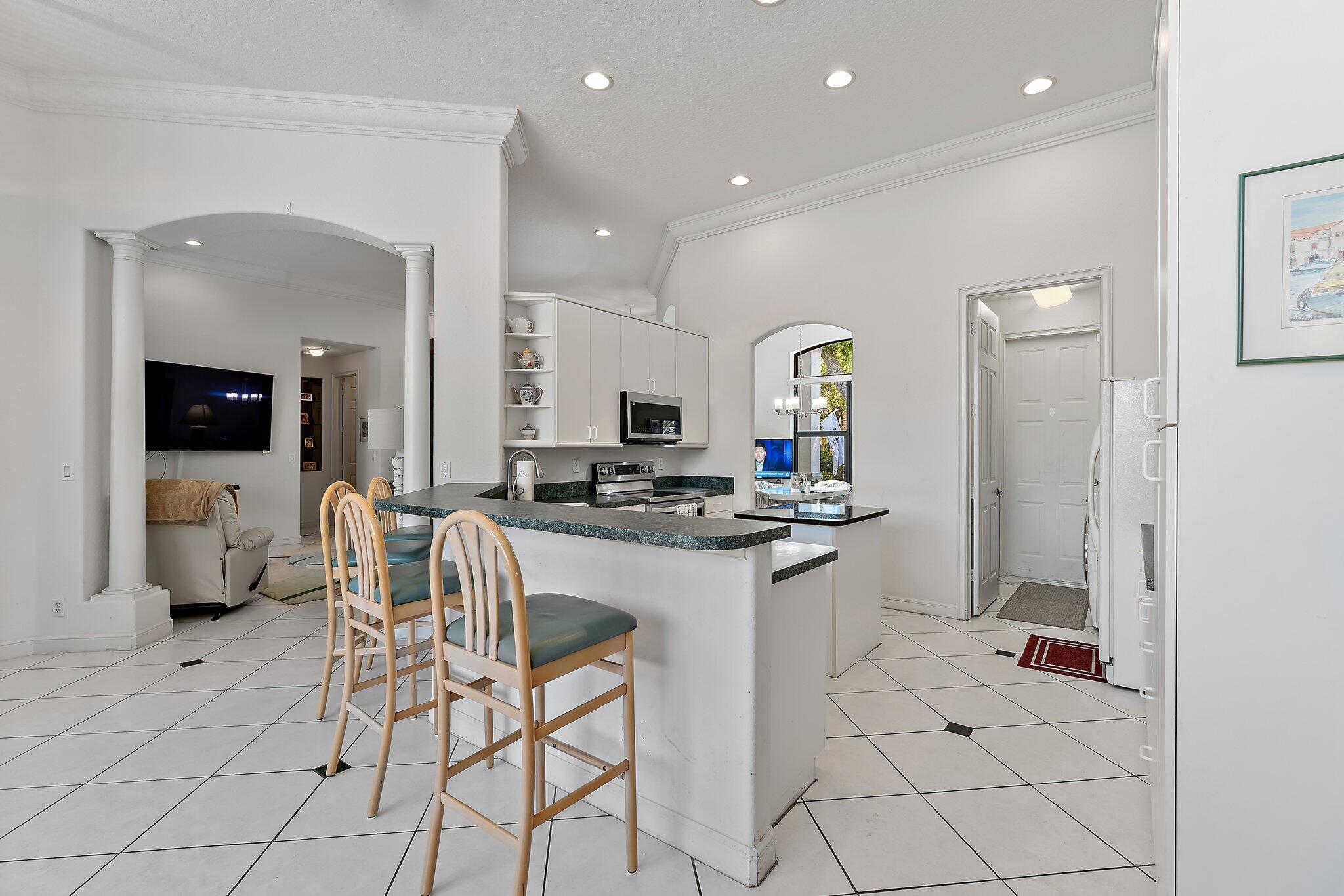 103 Timber Lane Jupiter, FL 33458 - Photo 16 of 40 033-103TimberLn-Jupiter-SMALL