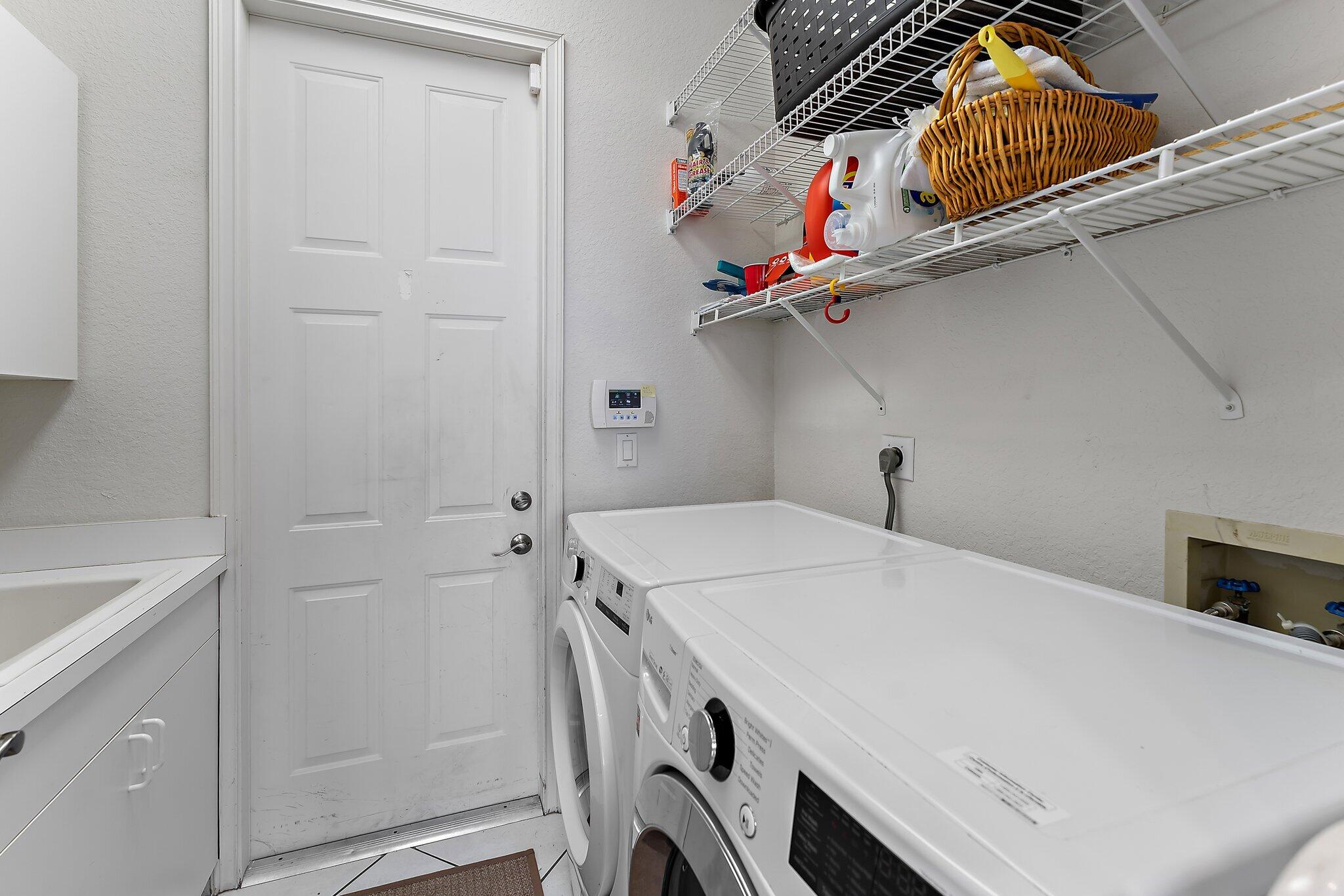 103 Timber Lane Jupiter, FL 33458 - Photo 31 of 40 Laundry Room
