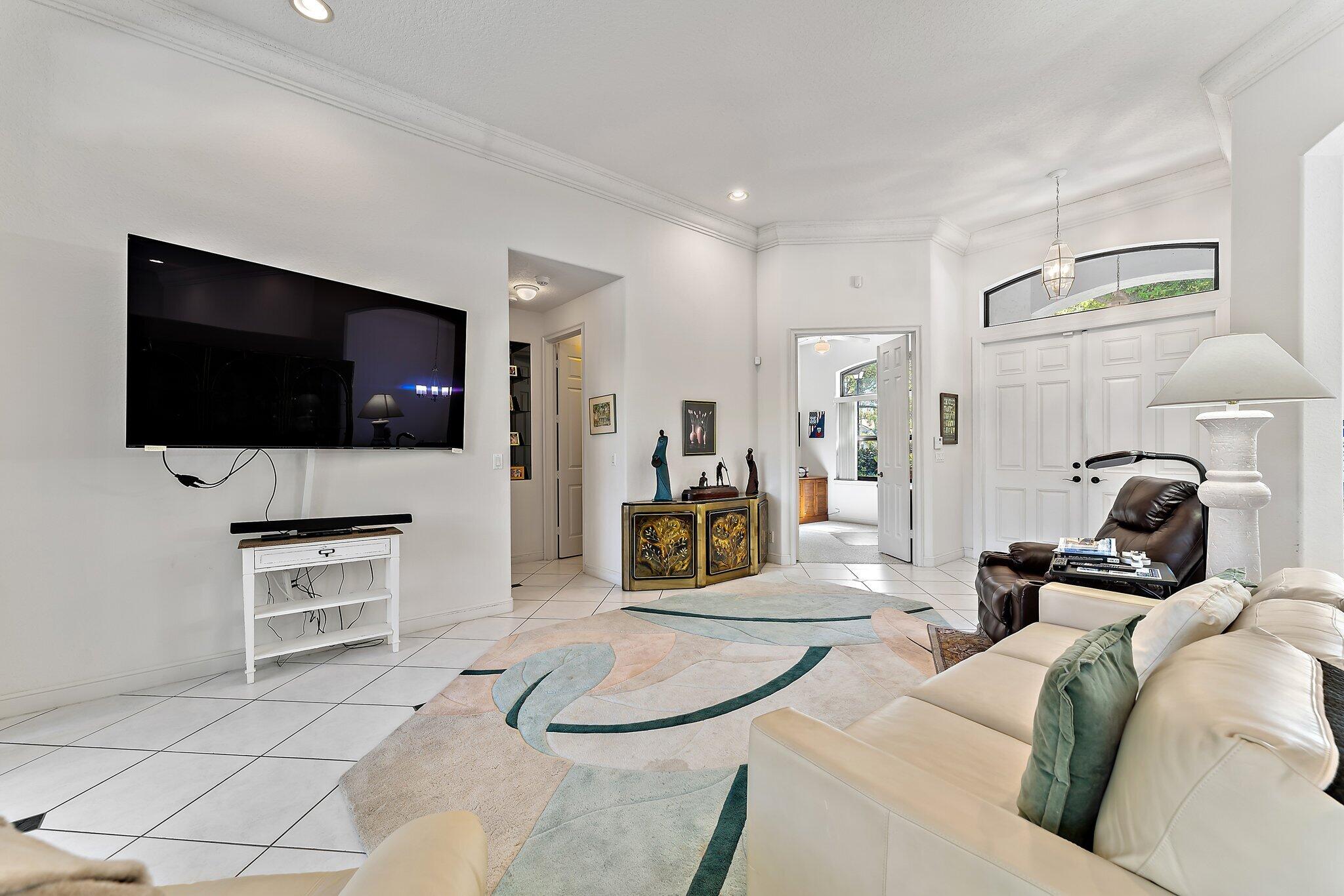 103 Timber Lane Jupiter, FL 33458 - Photo 10 of 40 Living Room