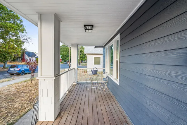 $350,000 | 1609 West Augusta Avenue, Spokane, WA 99205