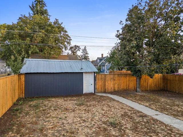 $350,000 | 1609 West Augusta Avenue, Spokane, WA 99205