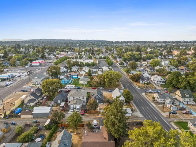 $350,000 | 1609 West Augusta Avenue, Spokane, WA 99205