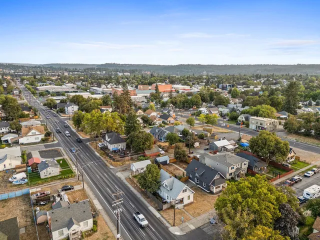 $350,000 | 1609 West Augusta Avenue, Spokane, WA 99205