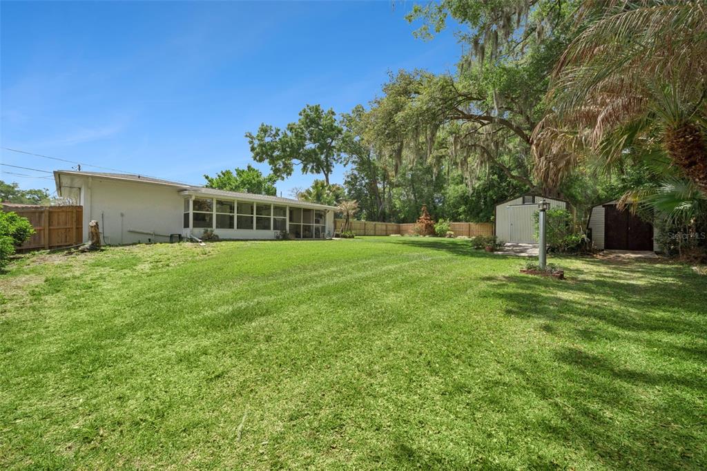 204 Iris Lane Inverness, FL 34452 - Photo 16 of 19