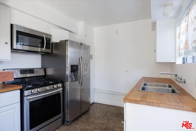 $2,750 | 3171 Silver Lake Boulevard, Los Angeles, CA 90039