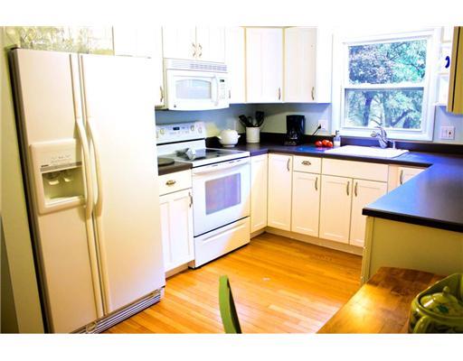 506 Hudderford Road Pittsburgh, PA 15237 - Photo 4 of 11 Kitchen.
