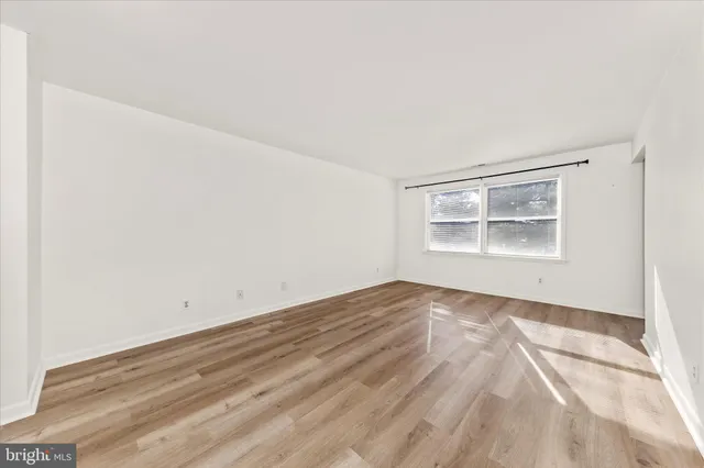 $239,900 | 300 Chapel Court, Unit 322, Walkersville, MD 21793