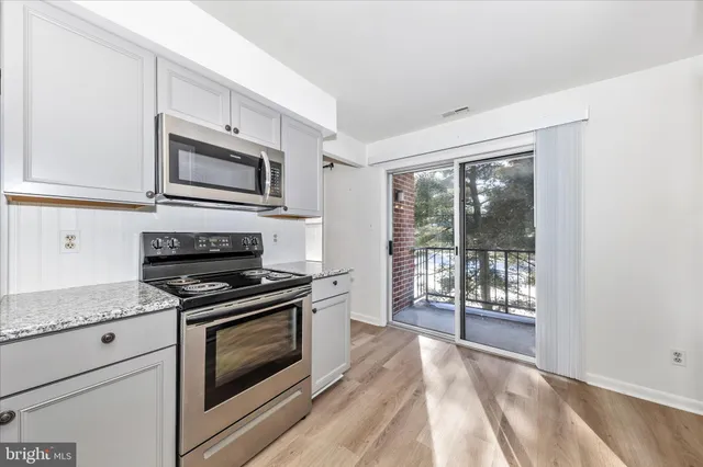 $239,900 | 300 Chapel Court, Unit 322, Walkersville, MD 21793