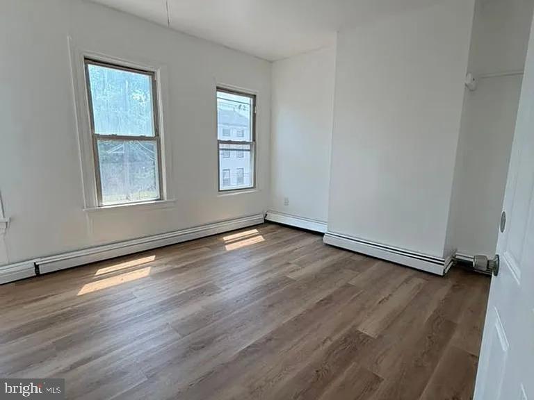 86 Spring Street Trenton, NJ 08618 - Photo 4 of 29
