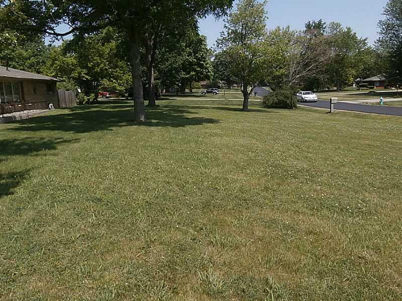 5316 Radnor Road Indianapolis, IN 46226 - Photo 2 of 15 Gallery Image 2