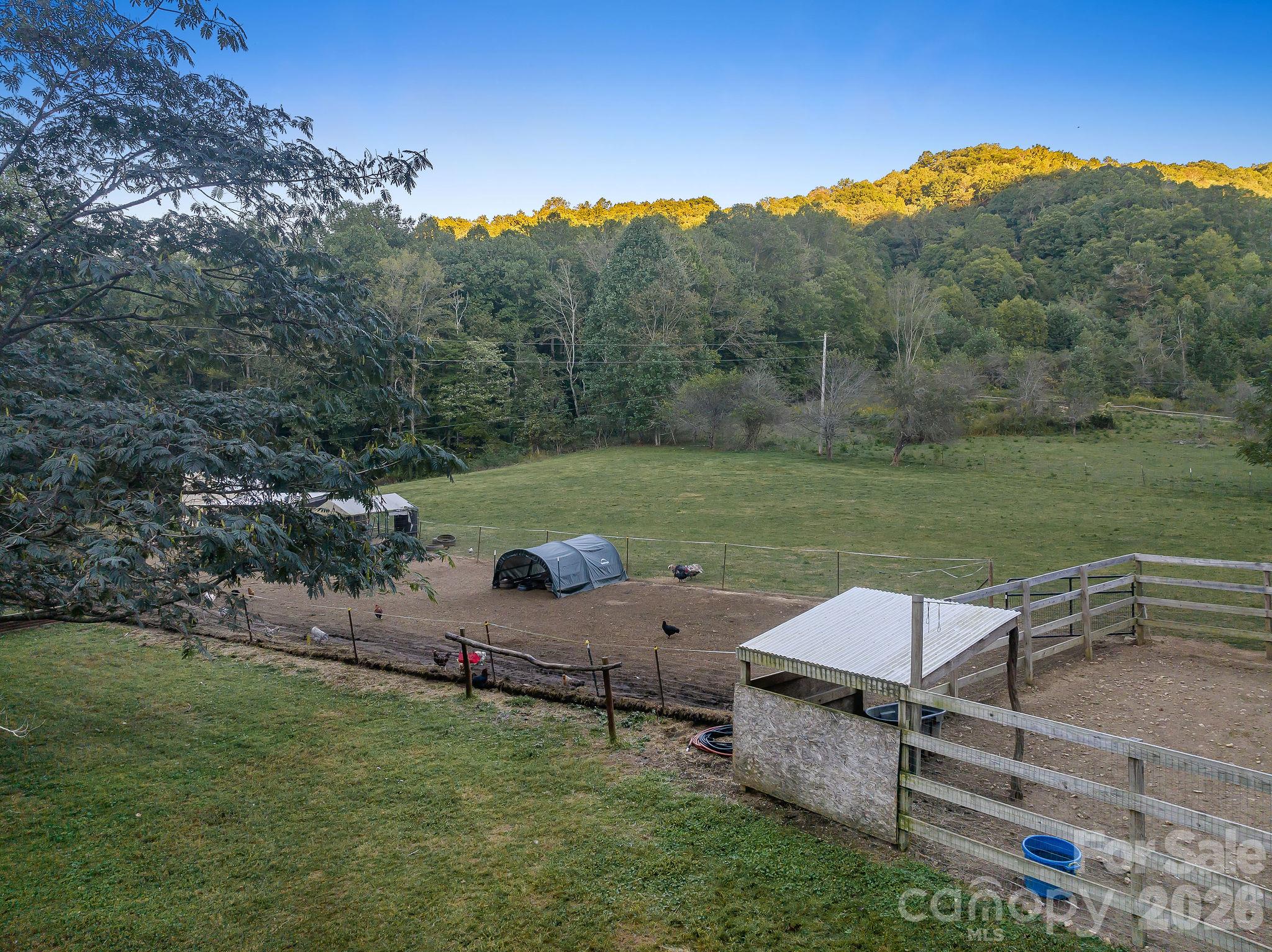 1102 Price Town Road Clyde, NC 28721 - Photo 24 of 39 Gallery Image 24