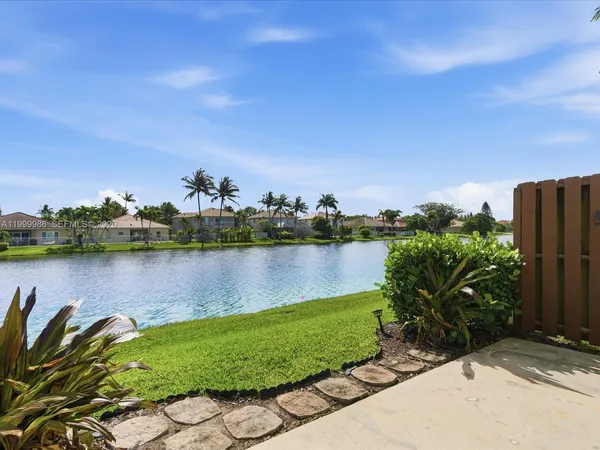 $3,900 | 3776 San Simeon Circle, Weston, FL 33331