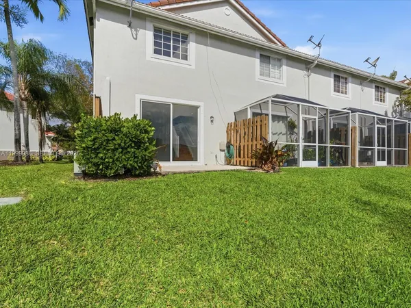 $3,900 | 3776 San Simeon Circle, Weston, FL 33331