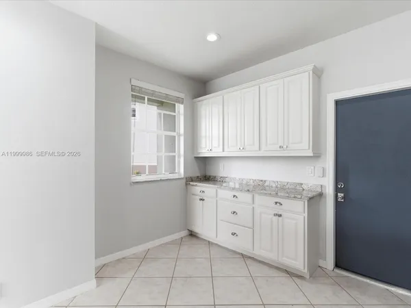 $3,900 | 3776 San Simeon Circle, Weston, FL 33331