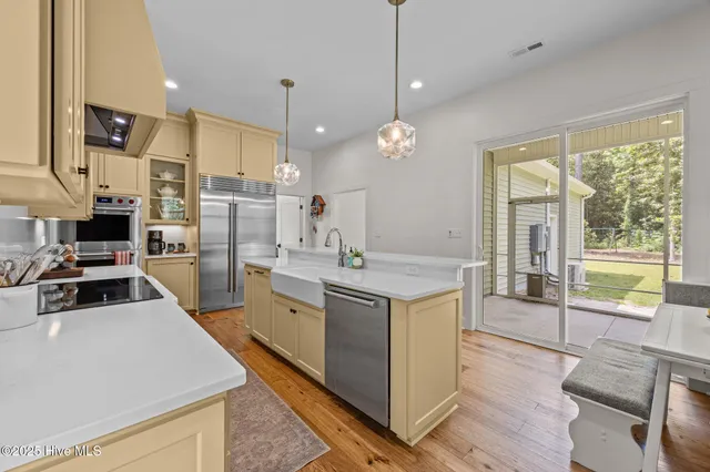 $795,000 | 1009 Michael Drive, New Bern, NC 28560