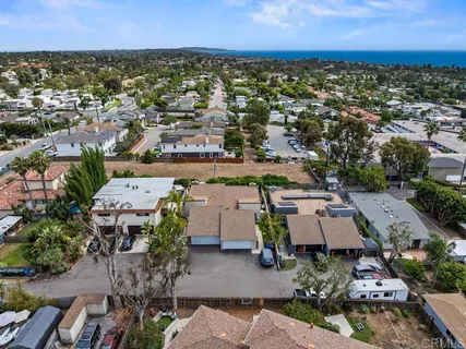 $1,849,000 | 943 Windy Hill Terrace, Encinitas, CA 92024