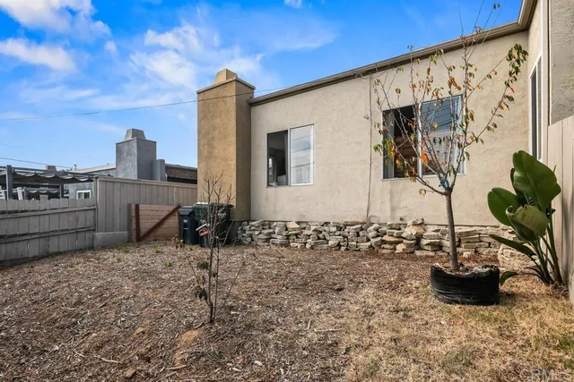 $1,849,000 | 943 Windy Hill Terrace, Encinitas, CA 92024