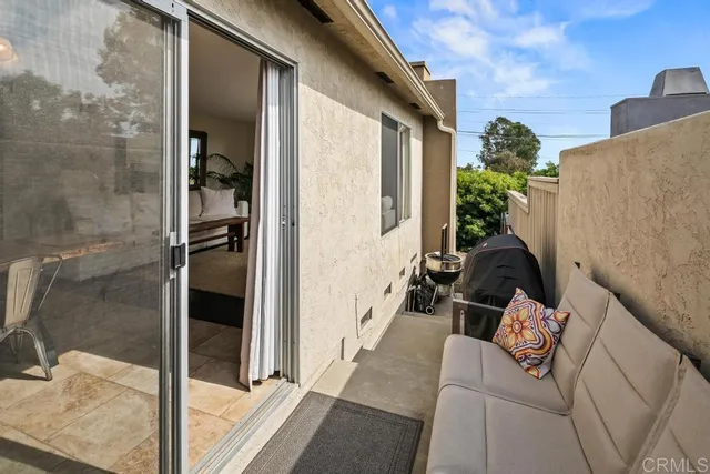 $1,849,000 | 943 Windy Hill Terrace, Encinitas, CA 92024