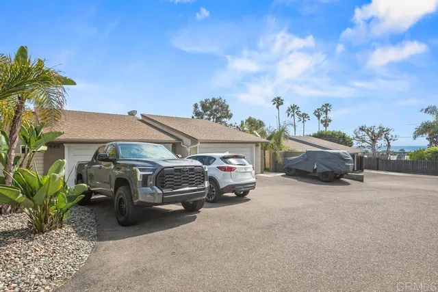 $1,849,000 | 943 Windy Hill Terrace, Encinitas, CA 92024
