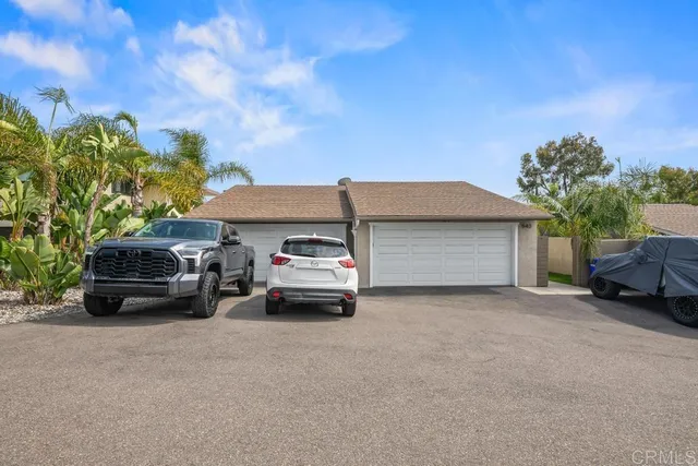 $1,849,000 | 943 Windy Hill Terrace, Encinitas, CA 92024
