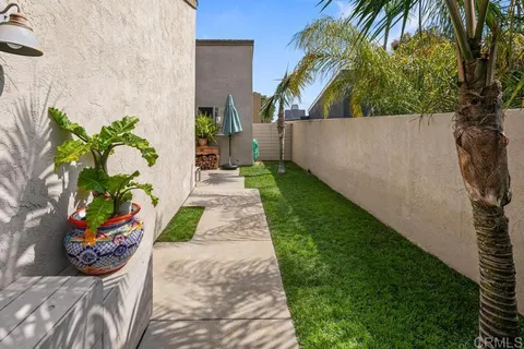 $1,849,000 | 943 Windy Hill Terrace, Encinitas, CA 92024