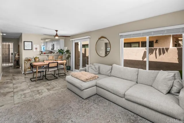 $1,849,000 | 943 Windy Hill Terrace, Encinitas, CA 92024