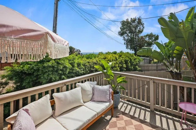 $1,849,000 | 943 Windy Hill Terrace, Encinitas, CA 92024