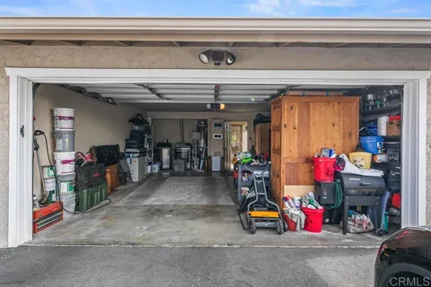 $1,849,000 | 943 Windy Hill Terrace, Encinitas, CA 92024