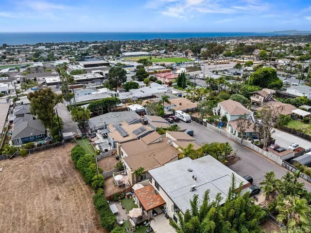 $1,849,000 | 943 Windy Hill Terrace, Encinitas, CA 92024