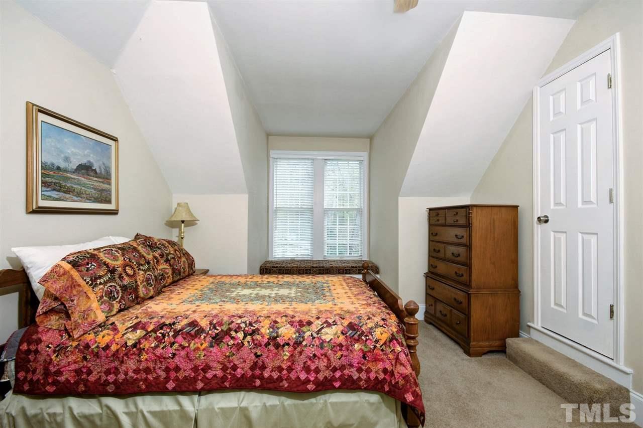 5709 Olde South Road Raleigh, NC 27606 - Photo 17 of 27 Gallery Image 17