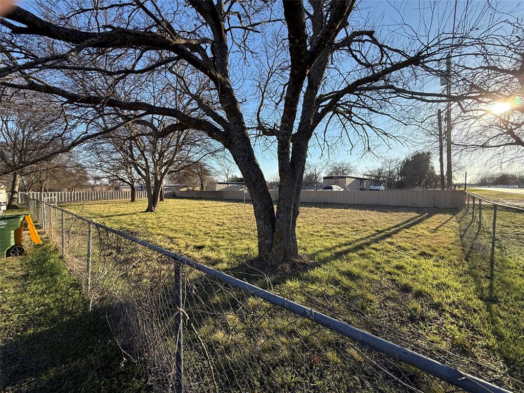 3277 Hidalgo Road, Unit A Waxahachie, TX 75167 - Photo 3 of 20