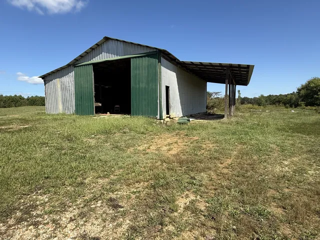 $310,000 | 2671 Summertown Highway, Hohenwald, TN 38462